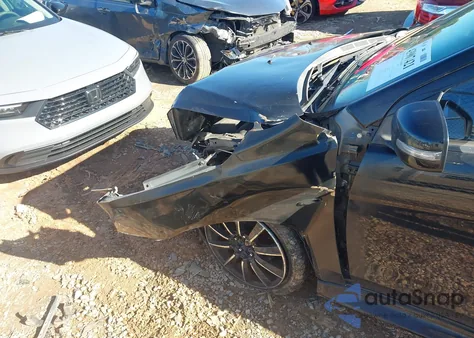 2016 Mitsubishi Lancer Es z USA, uszkodzony, nr VIN JA32U2FU2GU012137